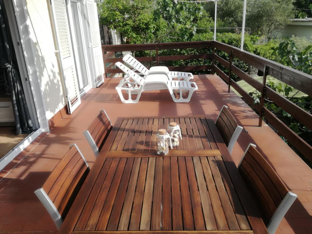 Apartments Boric Cres Bagian luar foto