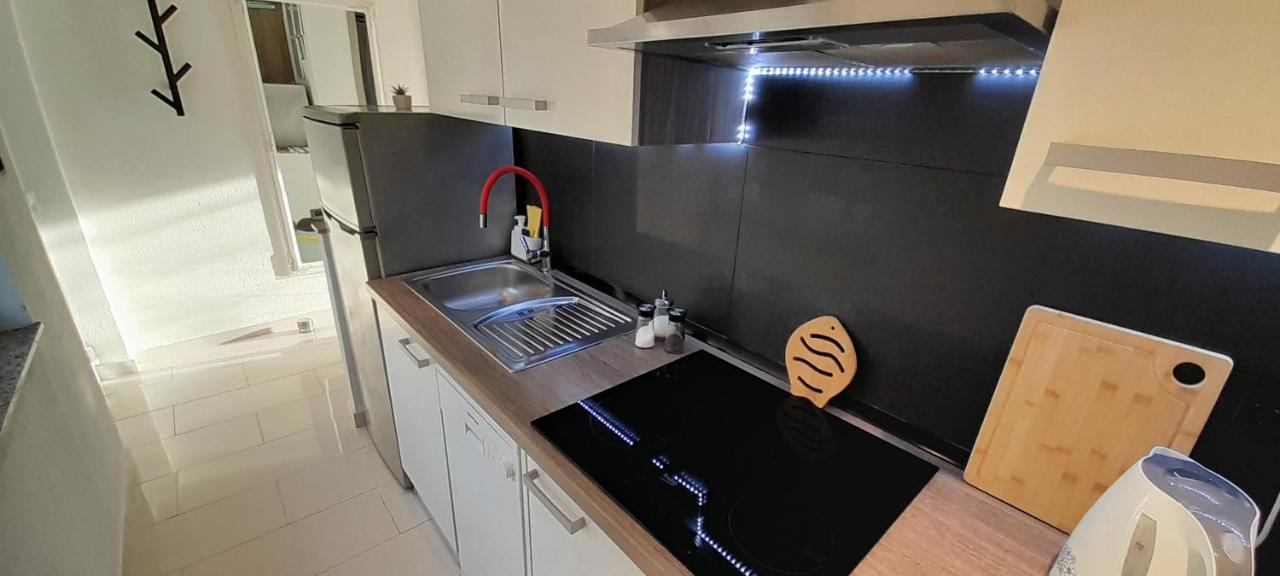 Apartments Boric Cres Bagian luar foto