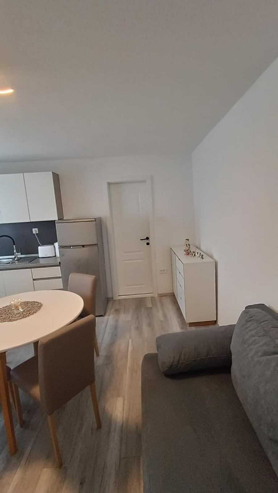 Apartments Boric Cres Bagian luar foto