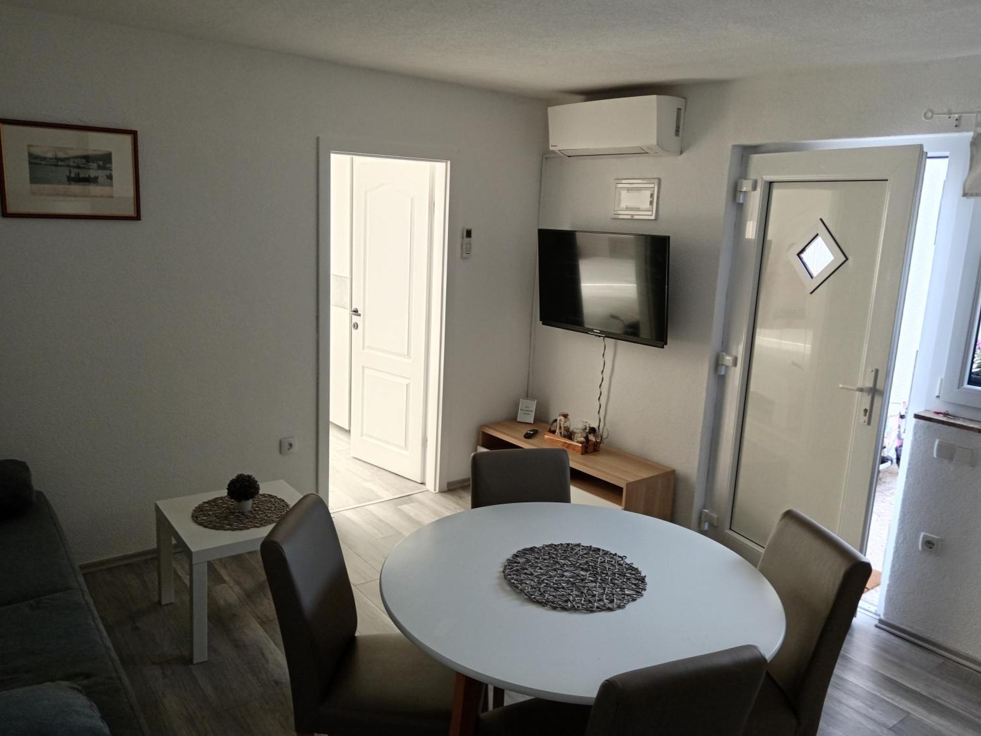 Apartments Boric Cres Bagian luar foto