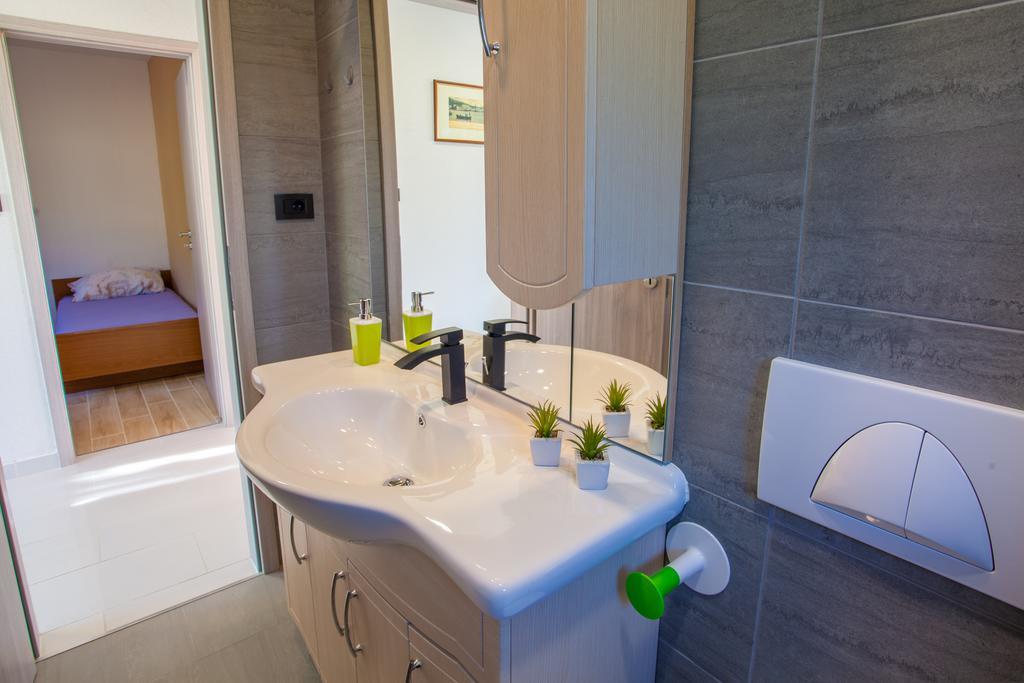 Apartments Boric Cres Bagian luar foto